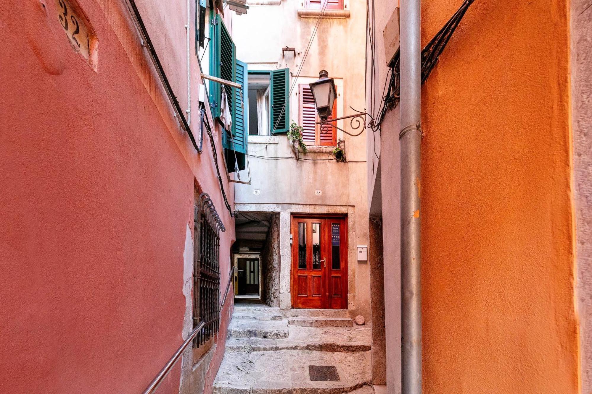 Duplex Apartment Camelia In Charming Old Town Rovinj Exterior photo
